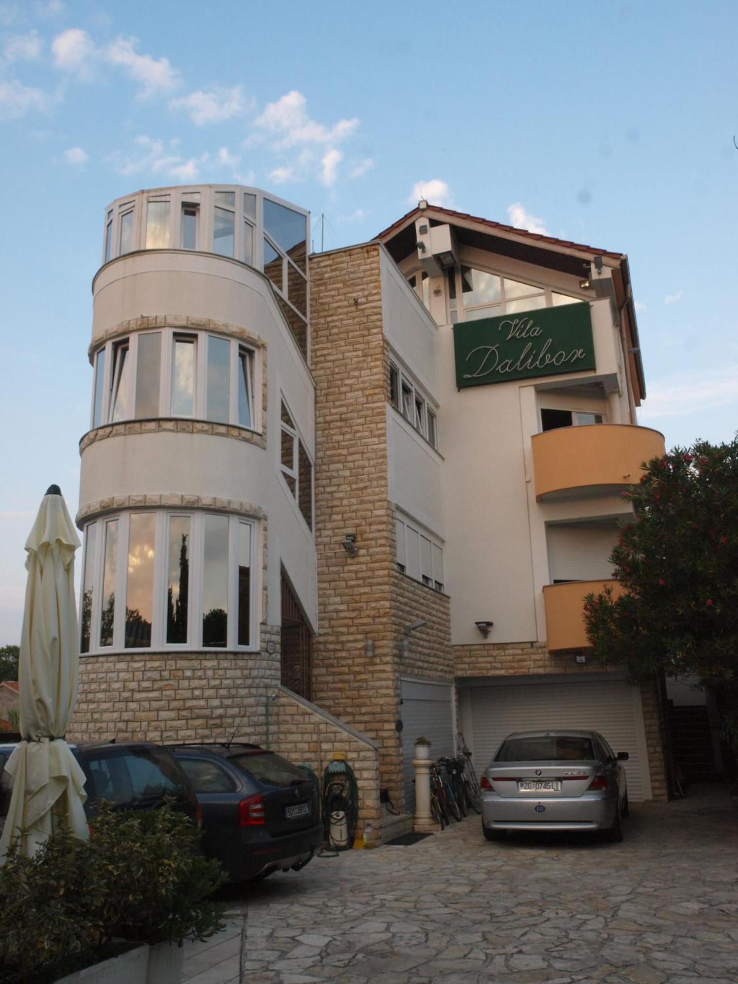 Apartments And Bungalows Vila Dalibor Nin Dış mekan fotoğraf